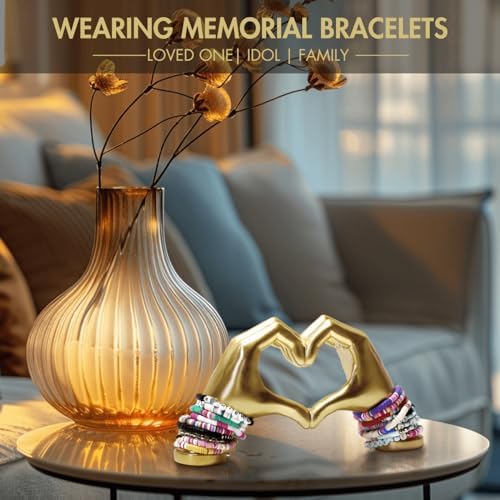 Elegant Gold Heart Hands Sculpture - Room Decor