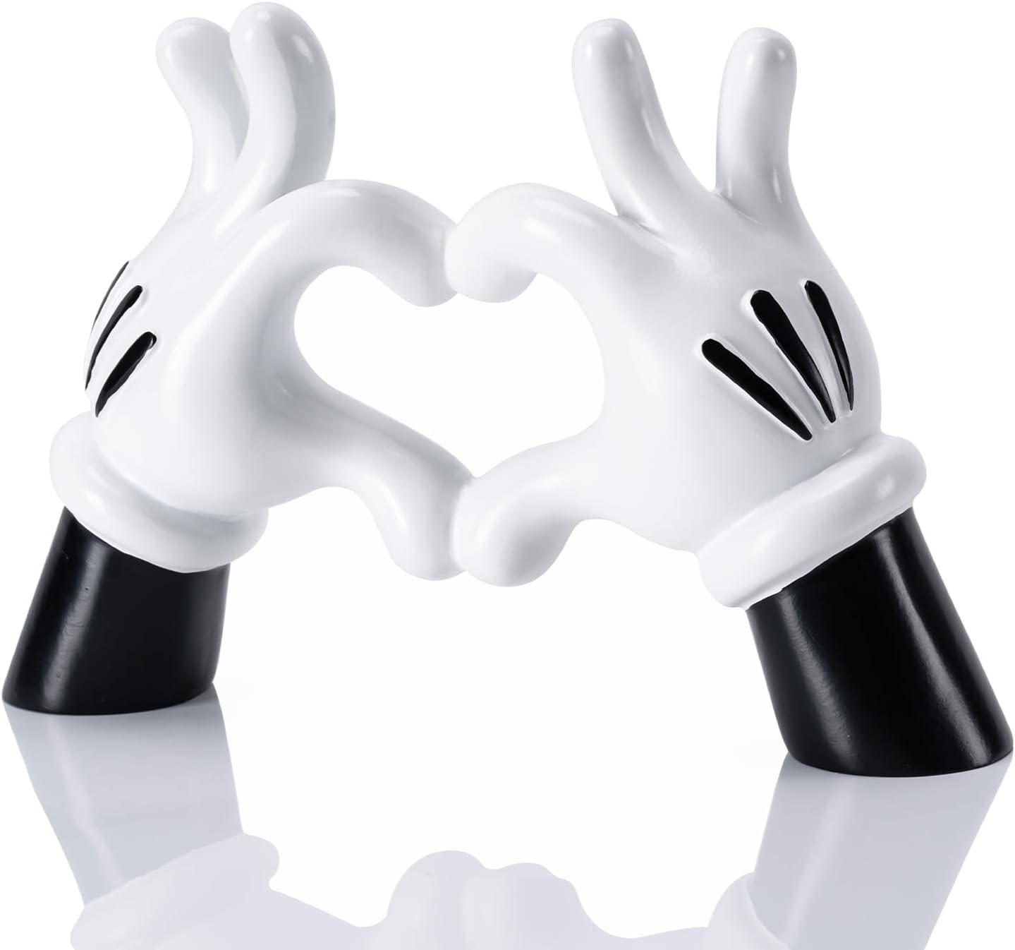 FelyHos Cartoon Heart Hands Resin Statue Modern Home Decor