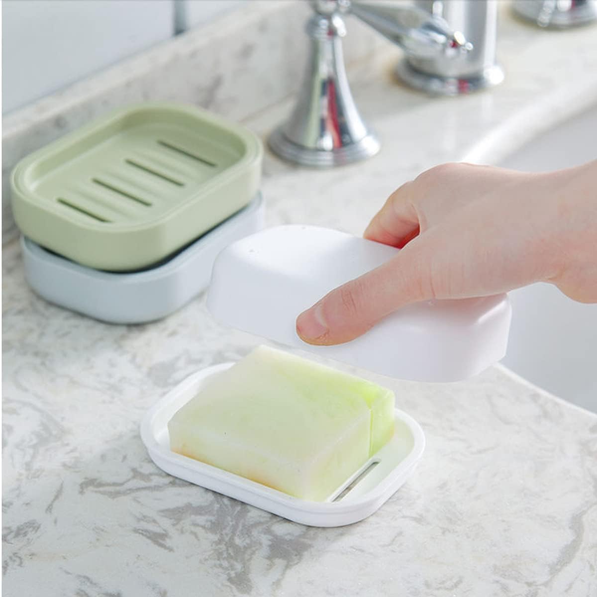 4 Pack Colorful Plastic Soap Dish with Drainage