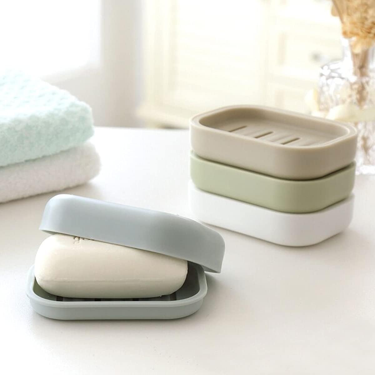 4 Pack Colorful Plastic Soap Dish with Drainage