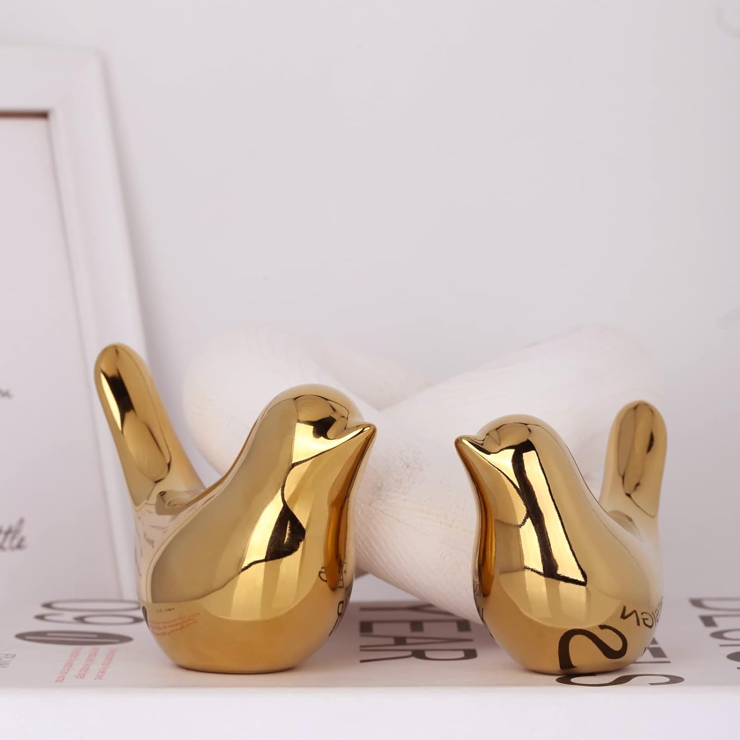 XMGZQ 2 Pcs Gold Bird Sculptures for Home Decor