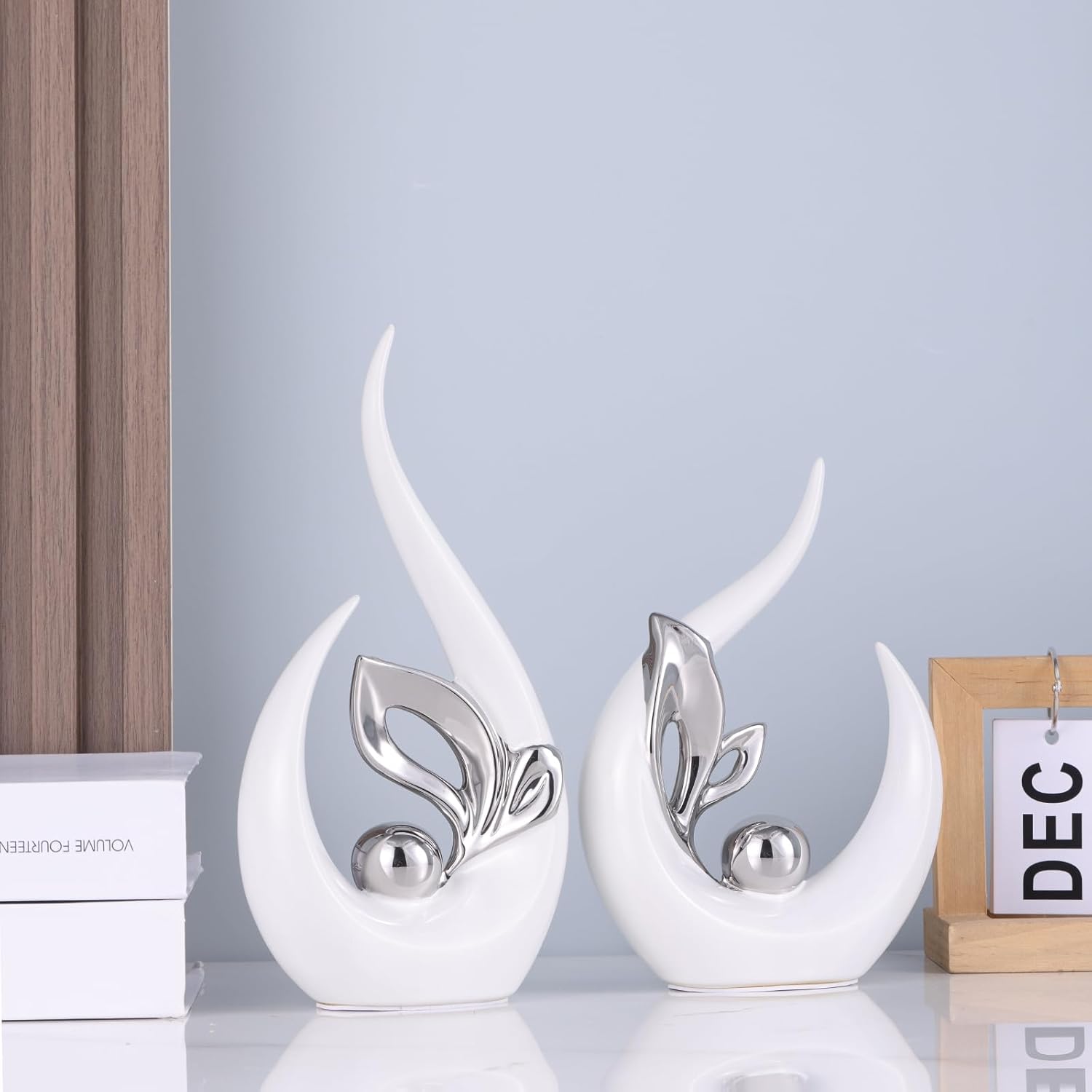XMGZQ White and Silver Ceramic Statues for Modern Home Decor