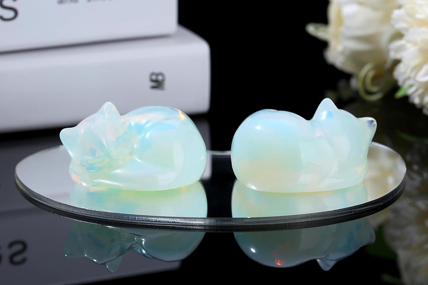 YATOJUZI 2 Inch Sleeping Cat Crystal Statue Decor