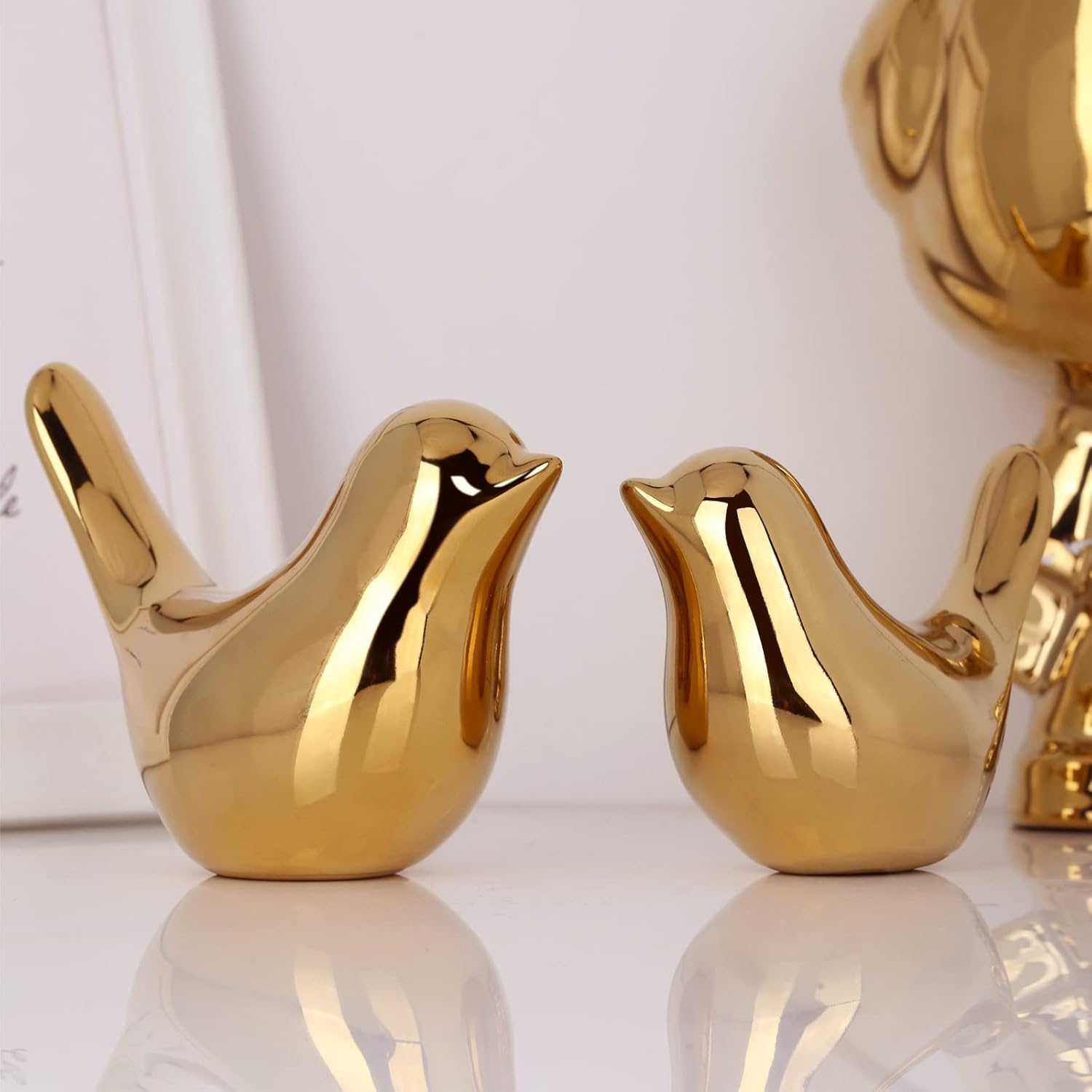 XMGZQ 2 Pcs Gold Bird Sculptures for Home Decor