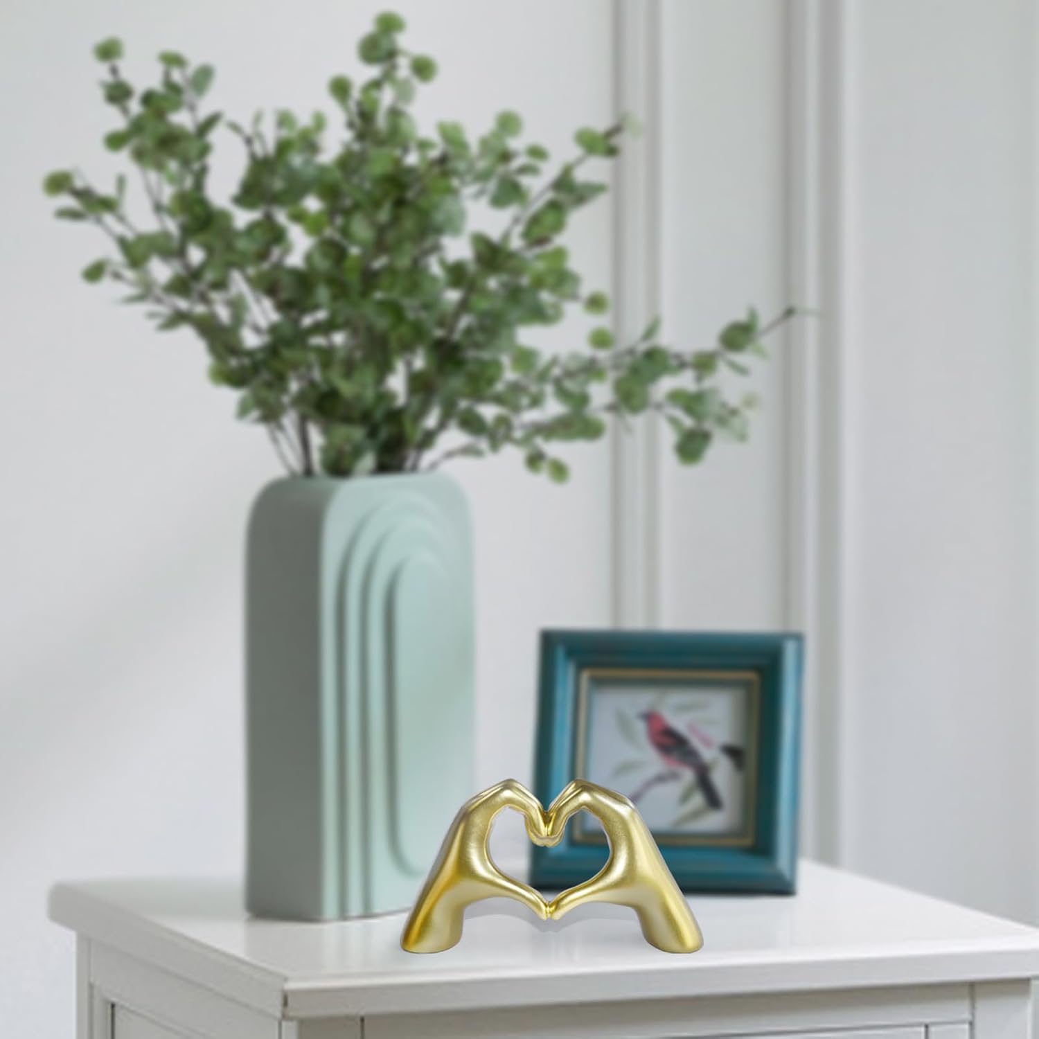 Loveparadise Gold Decor Heart Hands Sculpture for Living Room