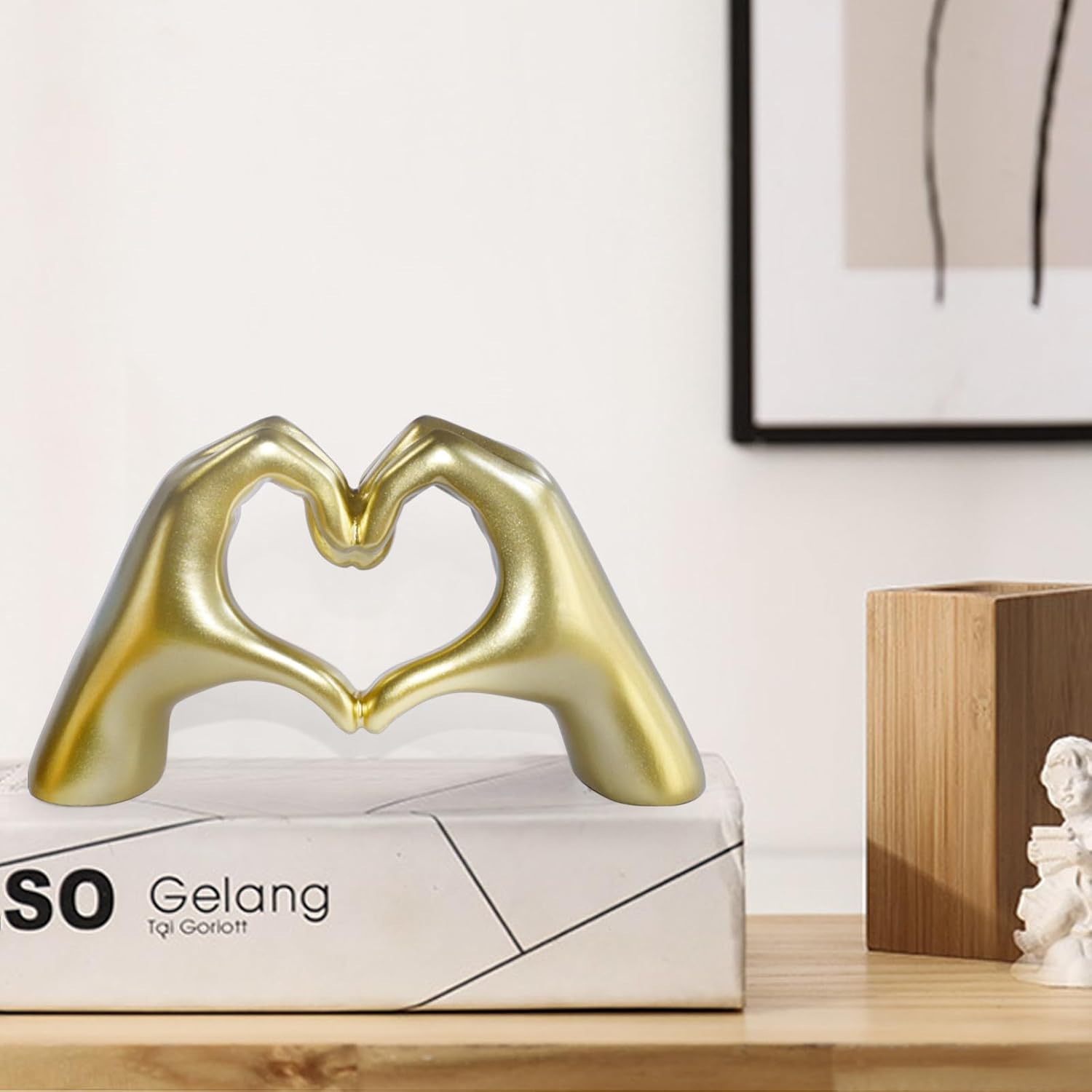 Loveparadise Gold Decor Heart Hands Sculpture for Living Room
