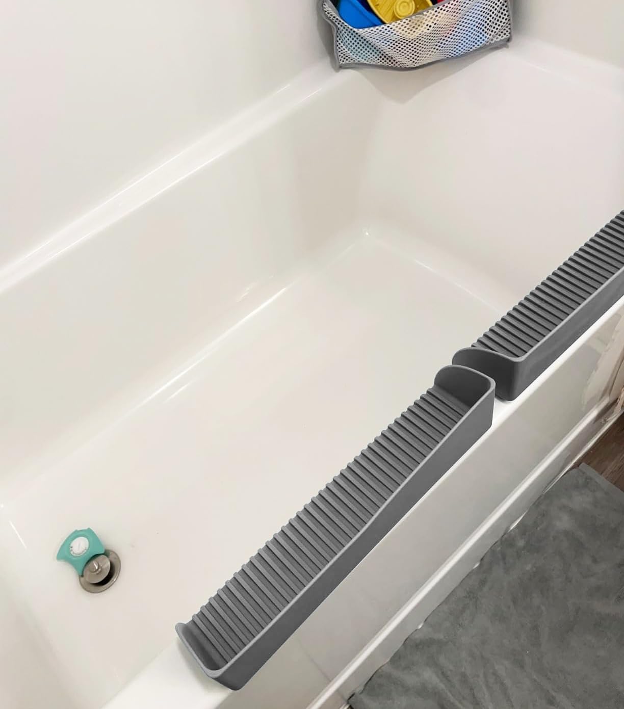 Roslim Splash Guard 2Pack Silicone Bath Tub Tray Holder with 4 Suction Cups