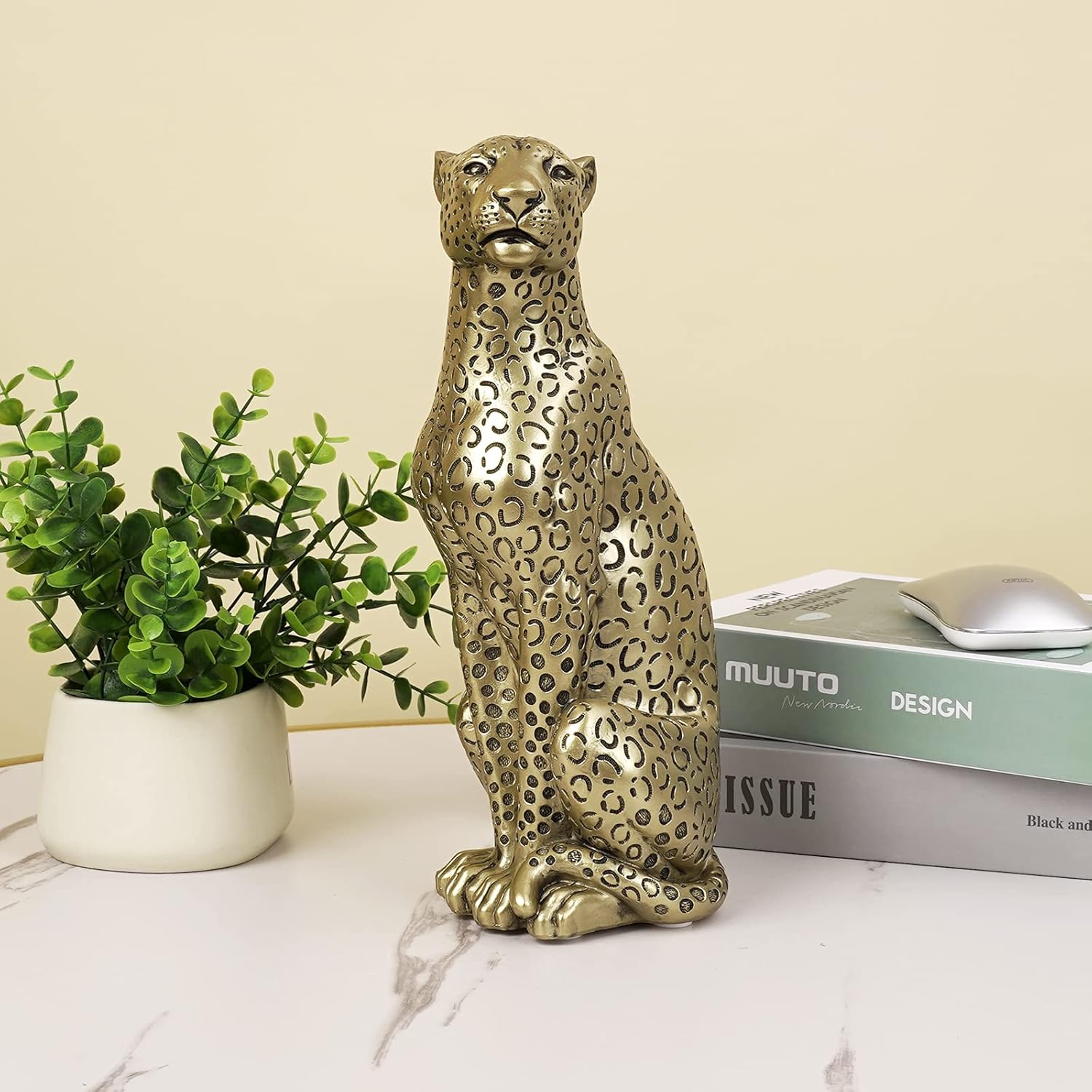 Cheetah Statue Home Decor Resin Sitting Figurine Champagne Gold