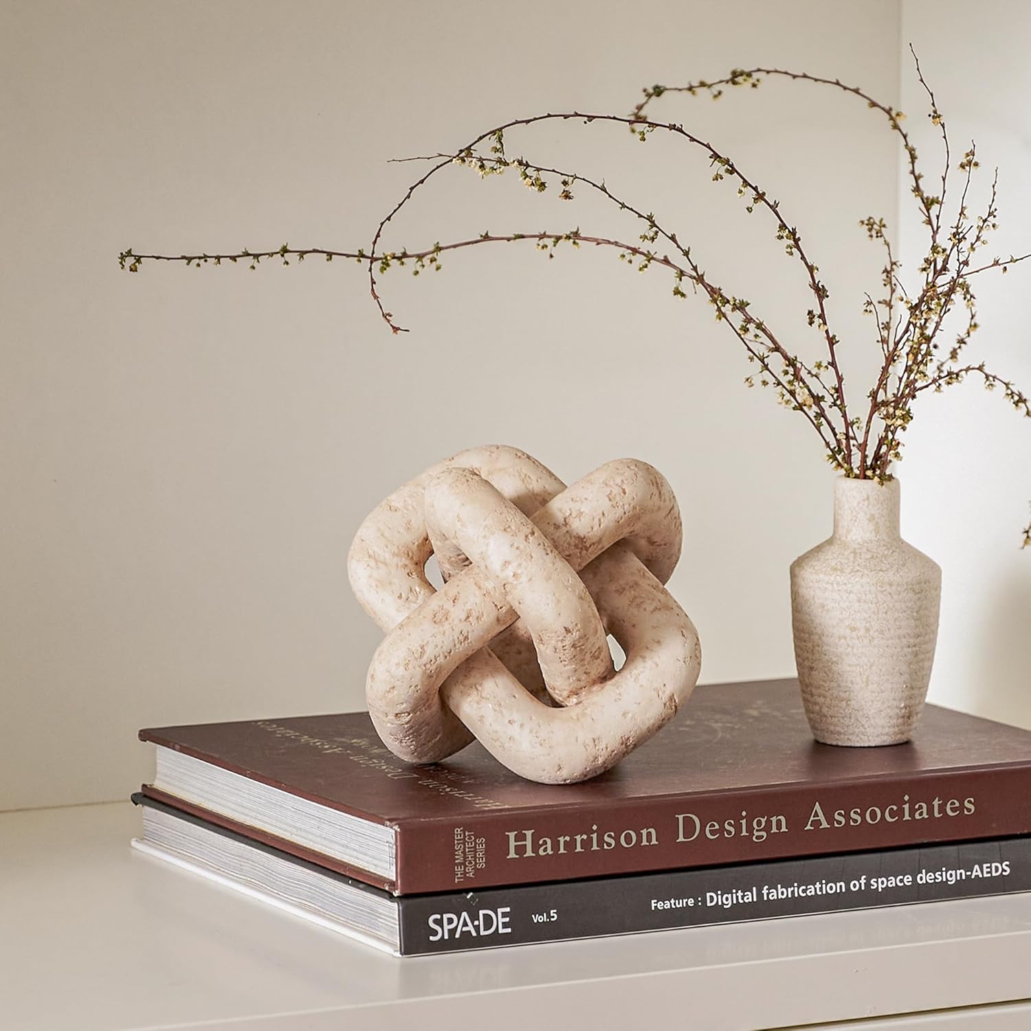 DN DECONATION 3 Link Knot Decor Beige Resin Coffee Table Accent