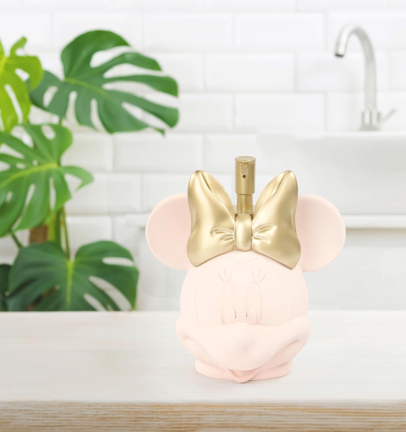 Jay Franco Disney Minnie Mouse Soap Dispenser - Pink Resin Lotion Pump