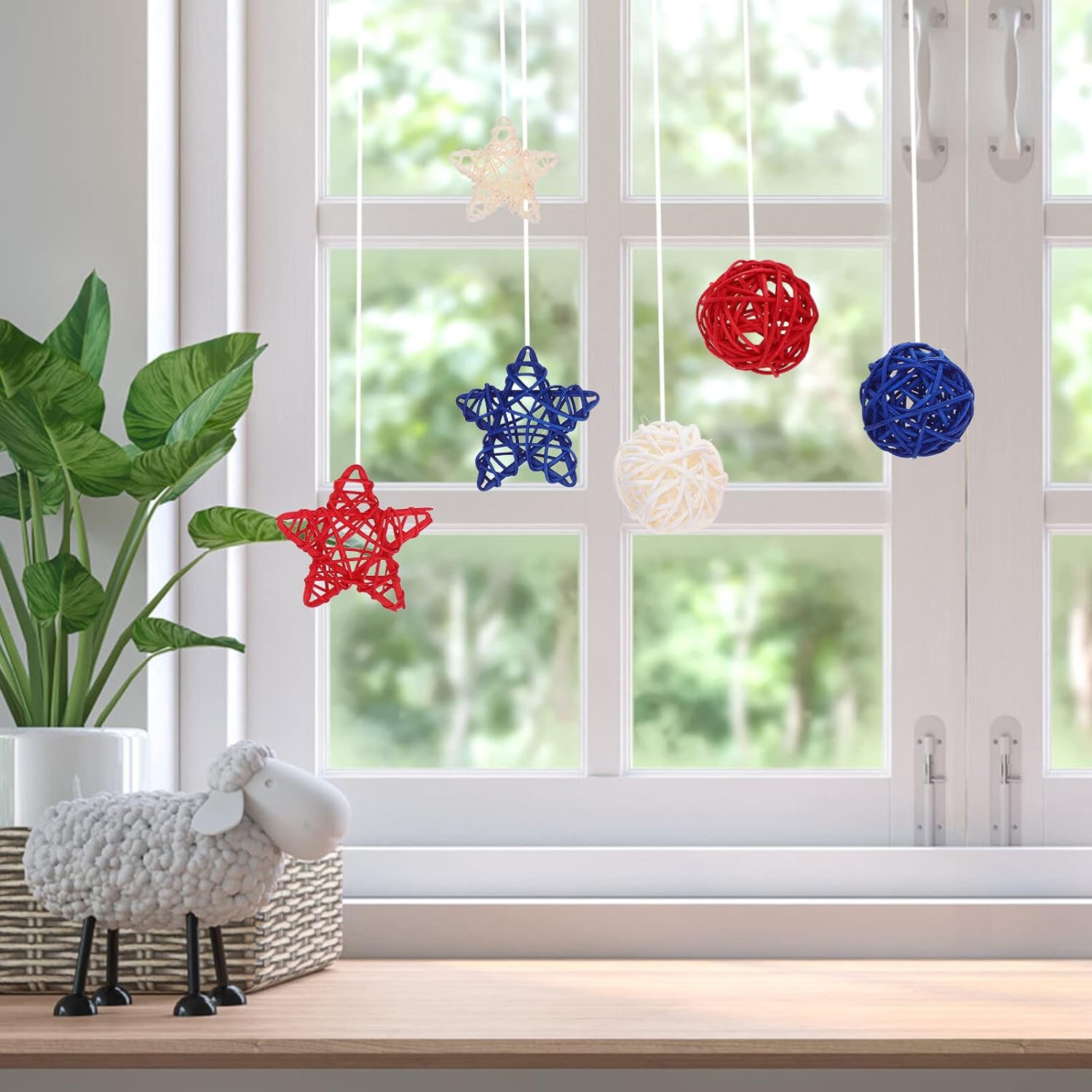 HOMSFOU 30PCS Rattan Decorative Balls for Independence Day