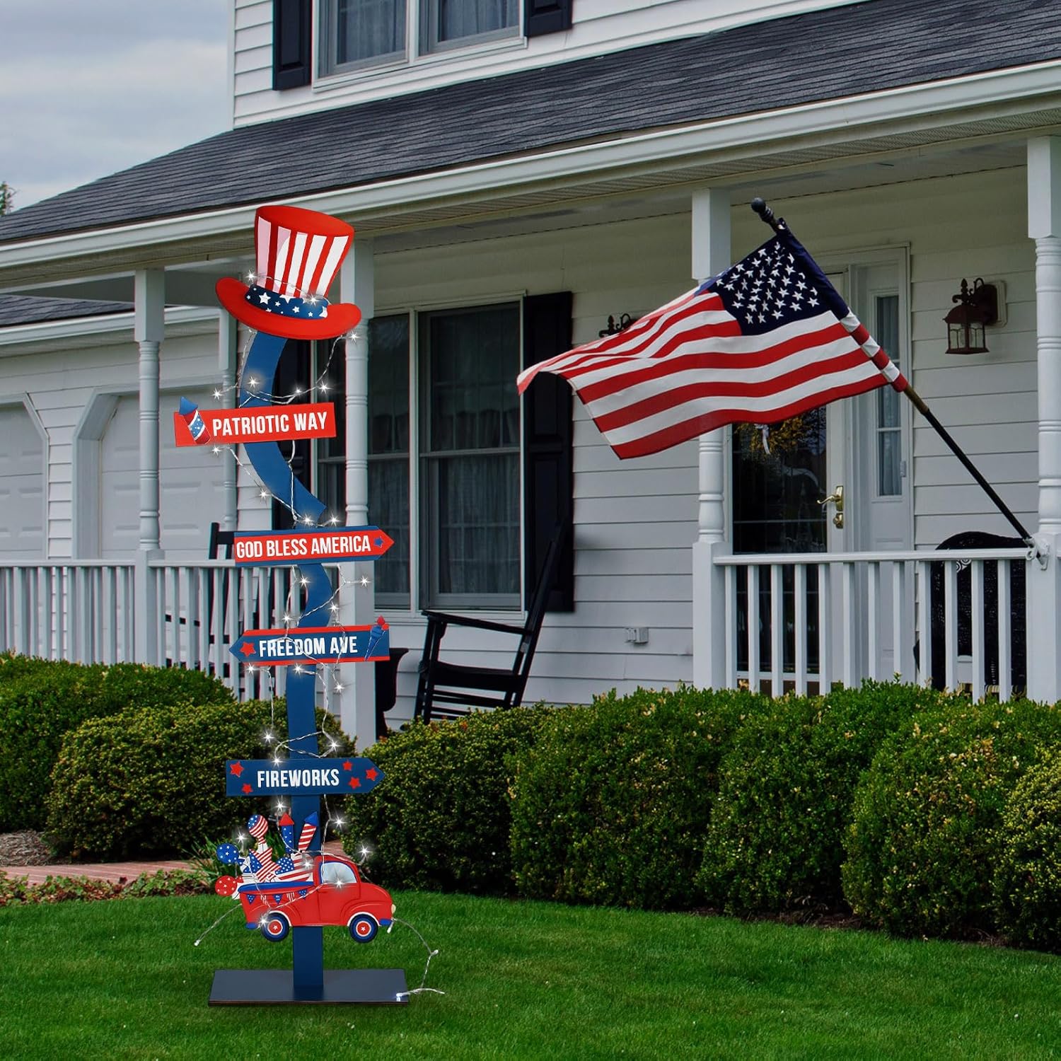 Yousoontic 45 Patriotic Wooden Yard Stake Sign