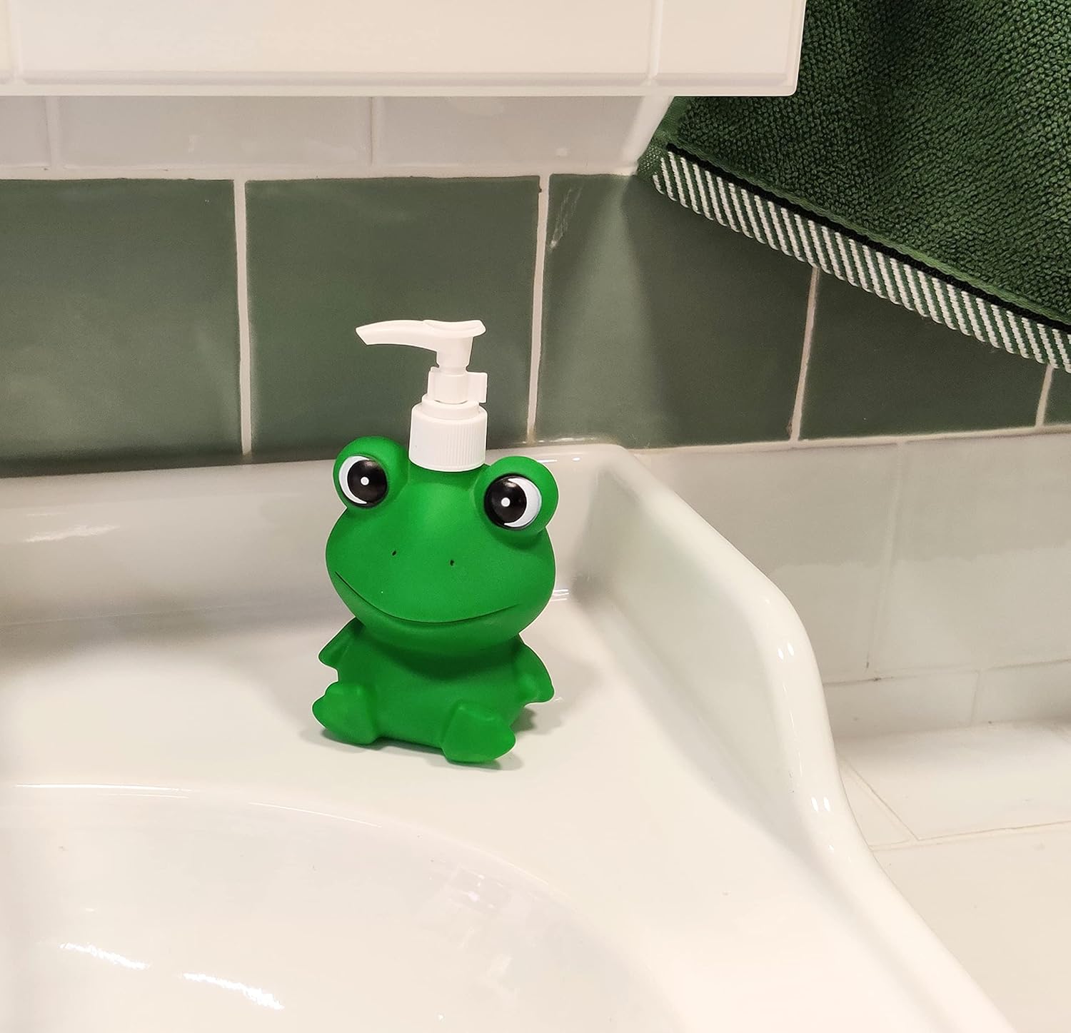 GoFika Vinyl Frog Soap Dispenser 118oz Refillable